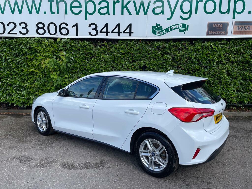 Ford Focus 1.0T Ecoboost Zetec Euro 6 S S White #4