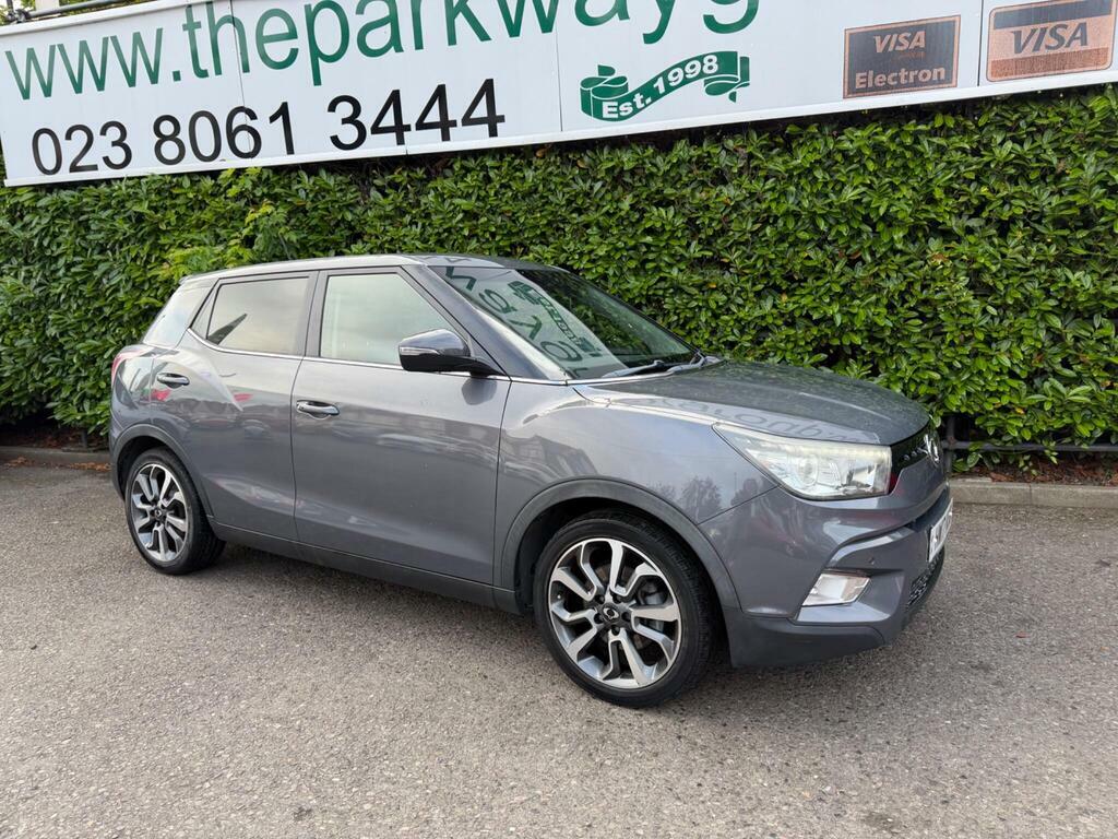 SsangYong Tivoli 1.6 E-xdi Elx Red Edition Euro 6 Grey