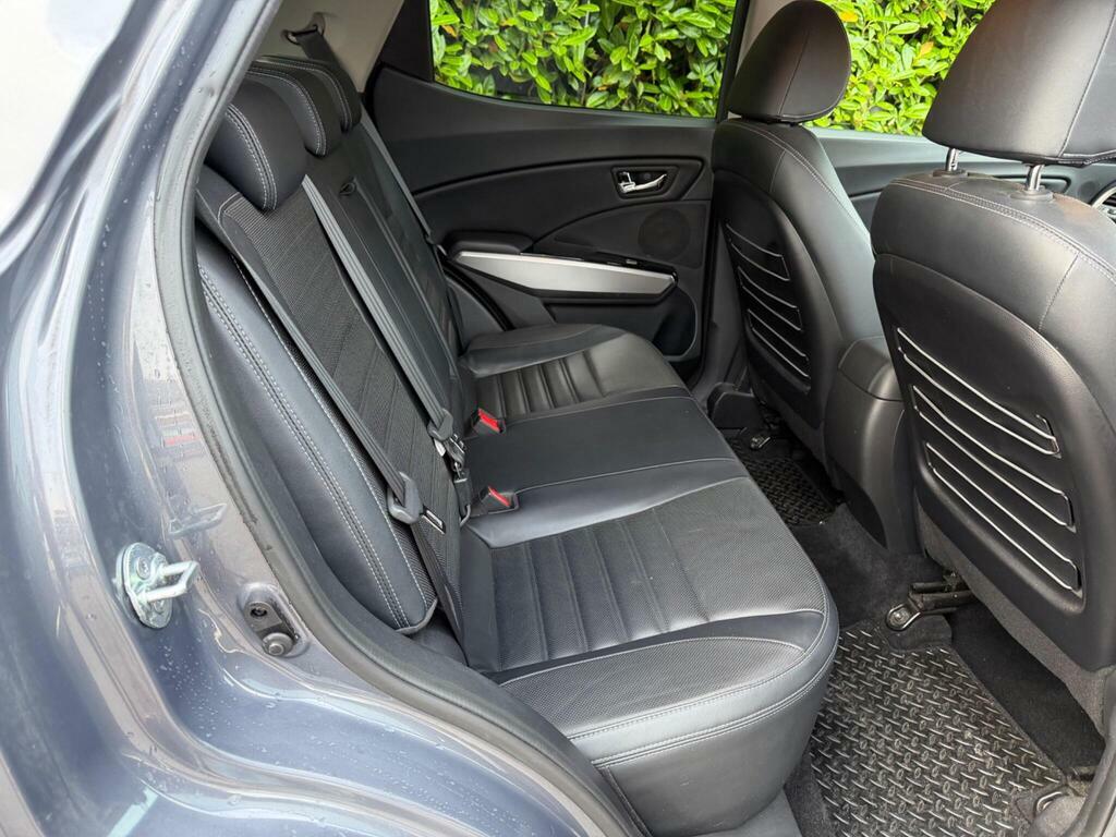 SsangYong Tivoli 1.6 E-xdi Elx Red Edition Euro 6 Grey #5