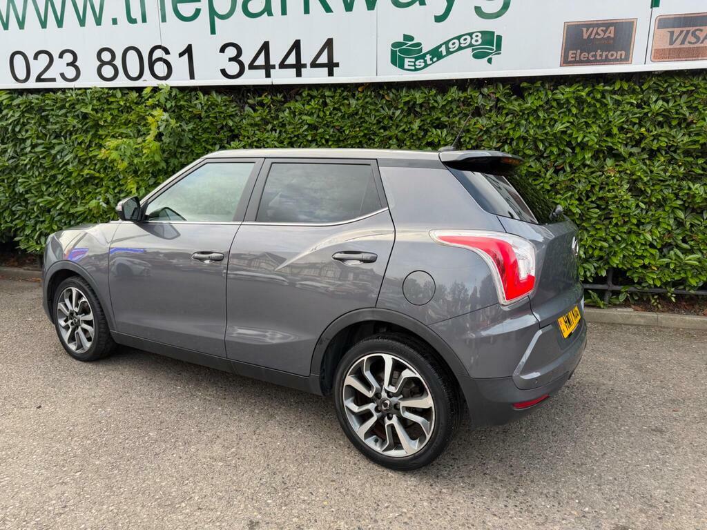 SsangYong Tivoli 1.6 E-xdi Elx Red Edition Euro 6 Grey #2