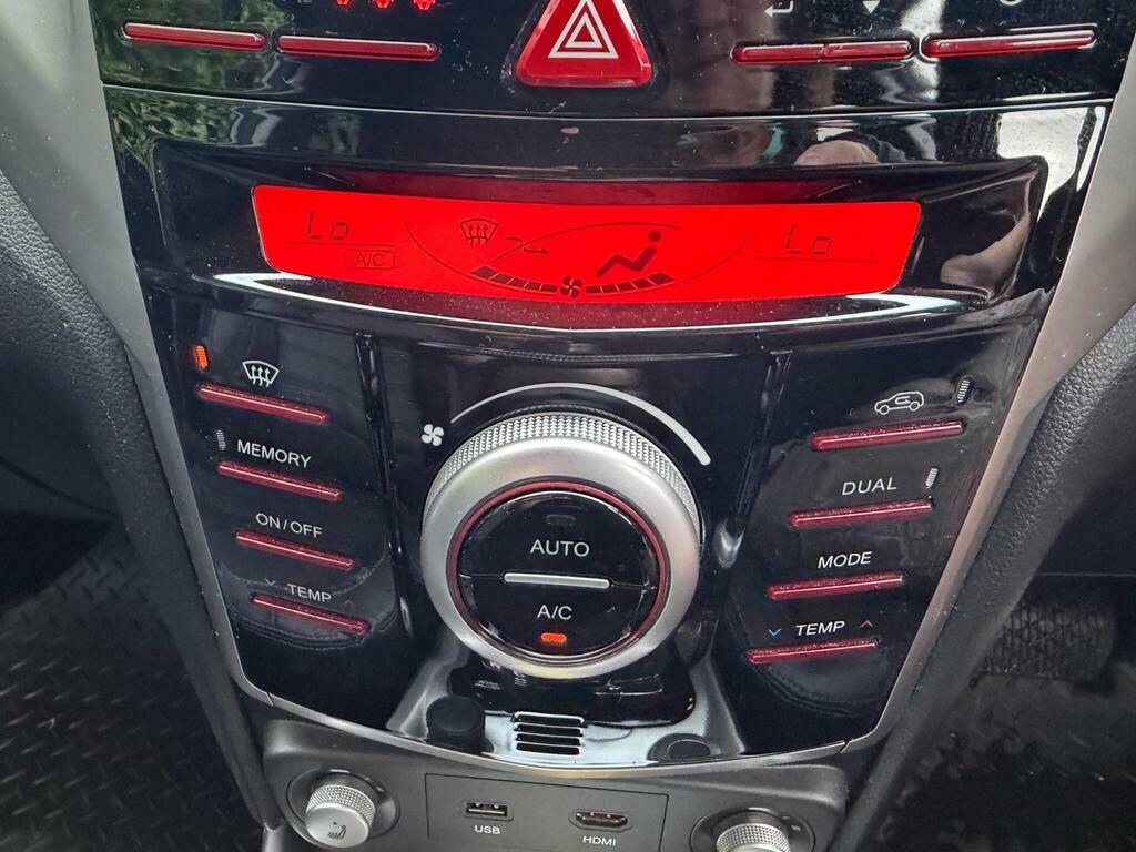 SsangYong Tivoli Tivoli Td Se Red #8