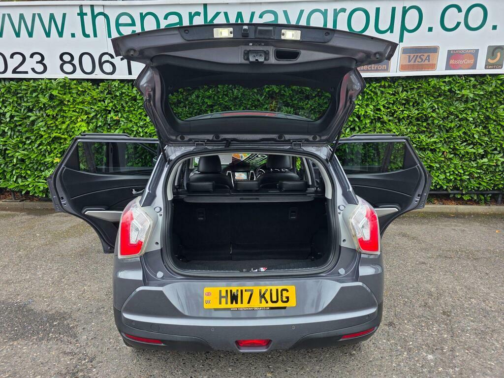 SsangYong Tivoli E-xgi Se Blue #3