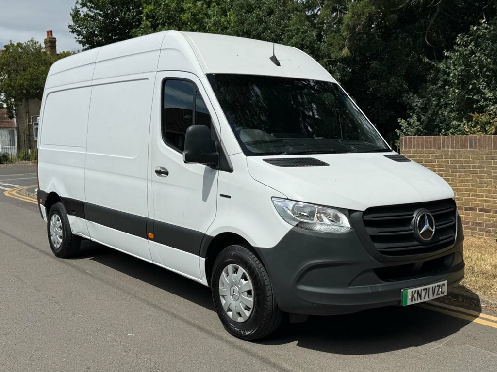 Mercedes-Benz eSprinter Esprinter Progressive Panel Van White #21