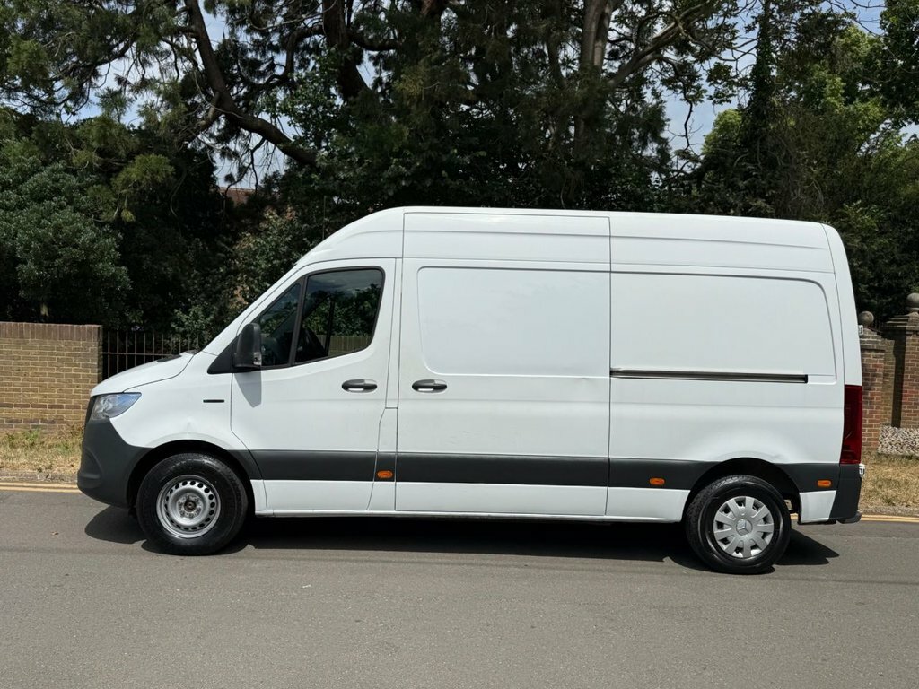 Mercedes-Benz eSprinter Esprinter Progressive Panel Van White #5