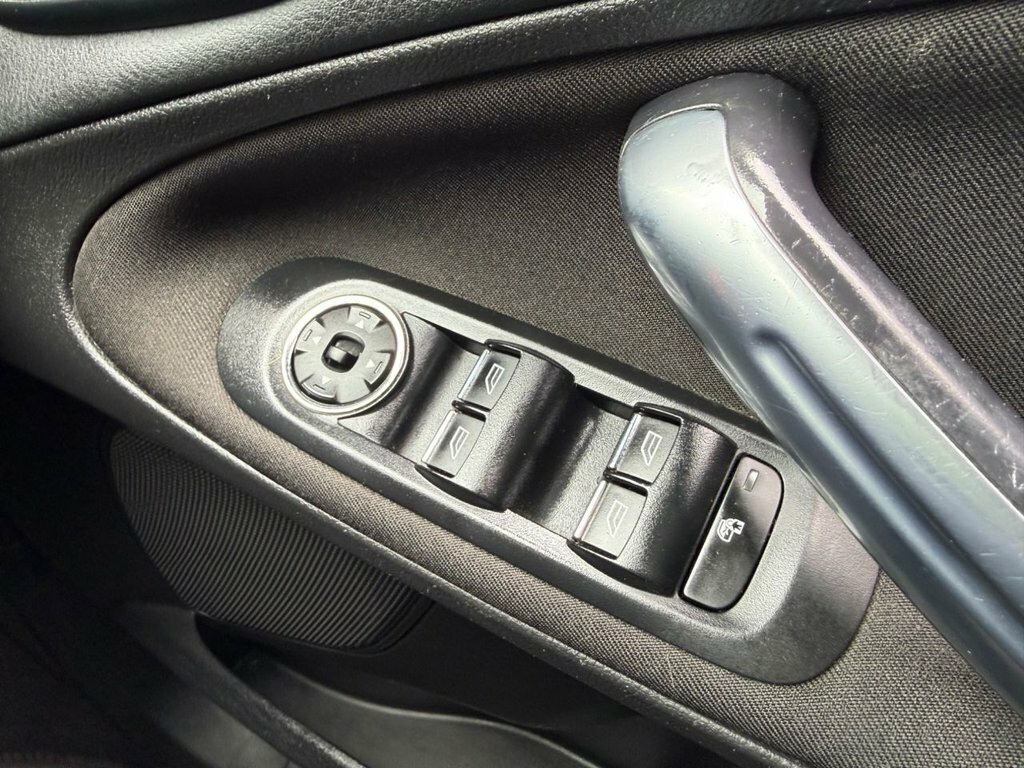 Ford S-Max 2.0 Tdci Titanium Silver #24