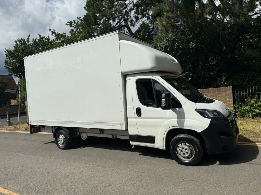 Peugeot Boxer 2.2L Built For Business White #3