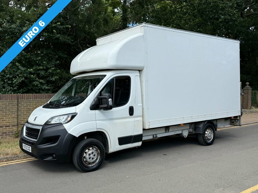 Peugeot Boxer 2.2L Built For Business White #2
