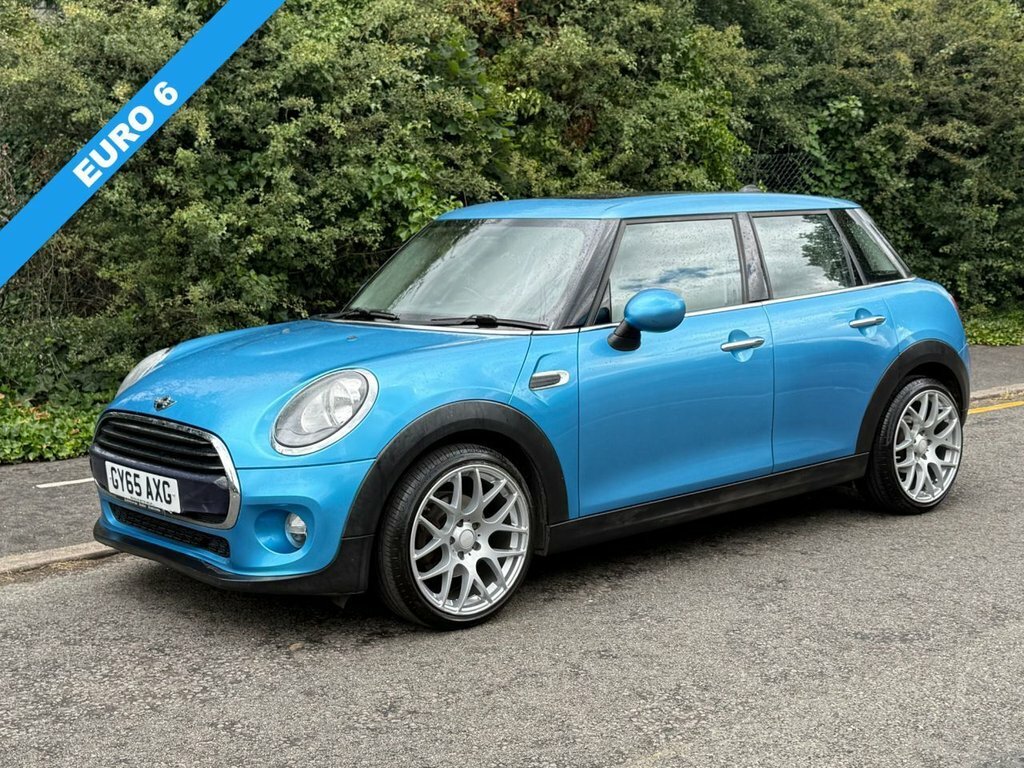 Mini Hatch 1.5L Cooper Blue