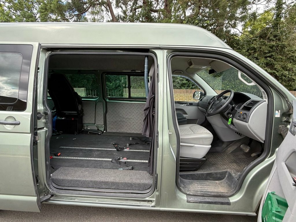 Volkswagen Transporter 2.0 Bitdi Black #22