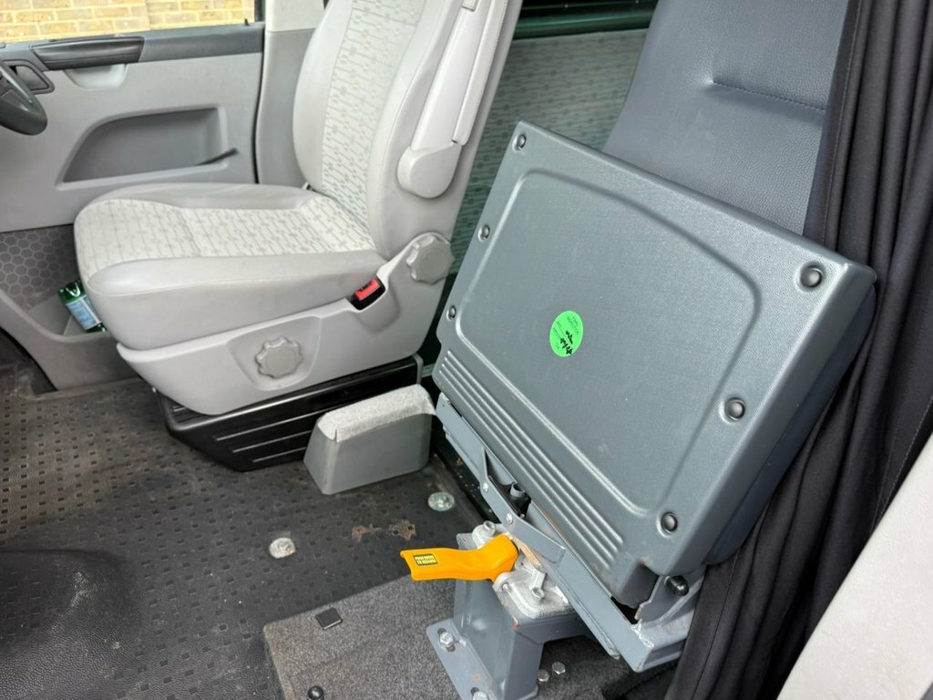 Volkswagen Transporter 2L T30 Green #4