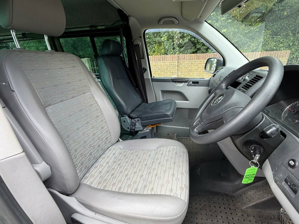 Volkswagen Transporter 2.0 Bitdi Black #13