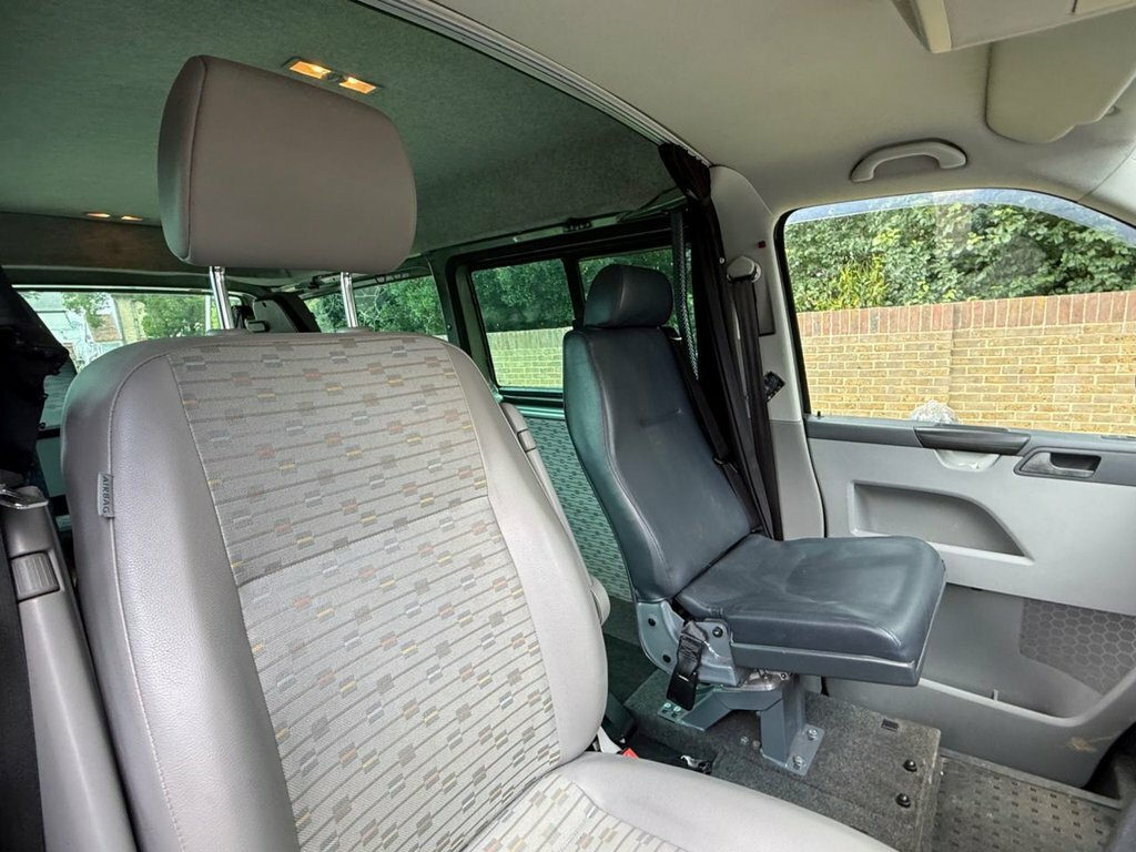 Volkswagen Transporter 2.0 Bitdi Black #23