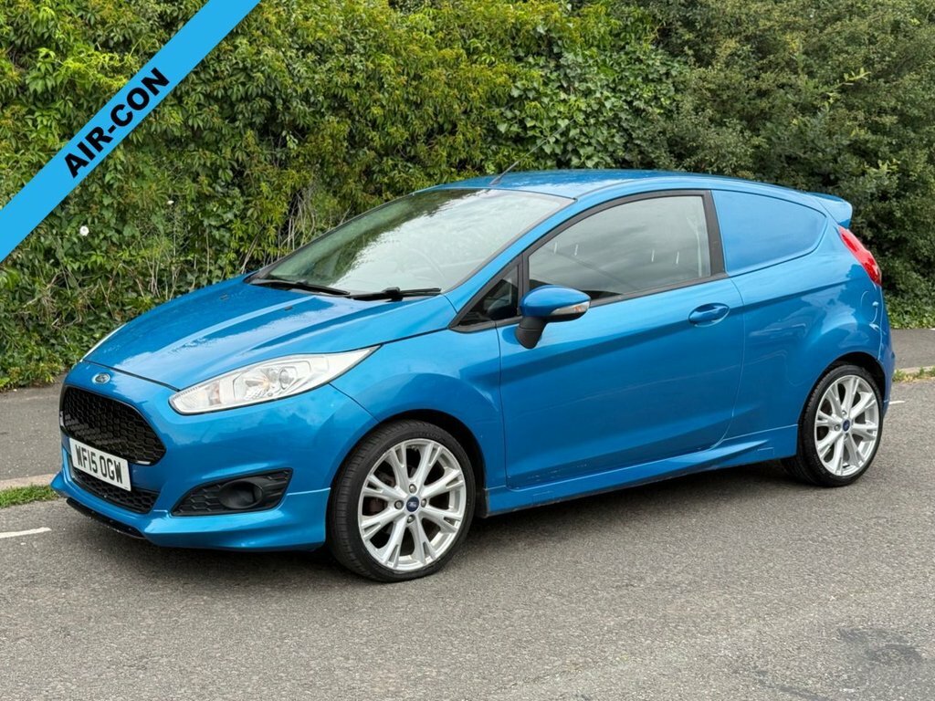 Ford Fiesta 1.6L Sport Blue