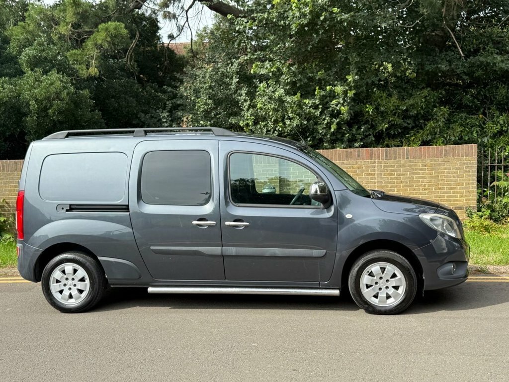 Mercedes-Benz CITAN Combi Van White #17