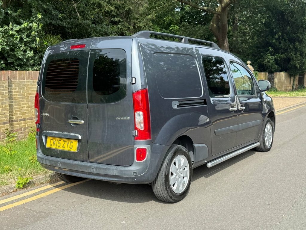 Mercedes-Benz CITAN Combi Van White #15