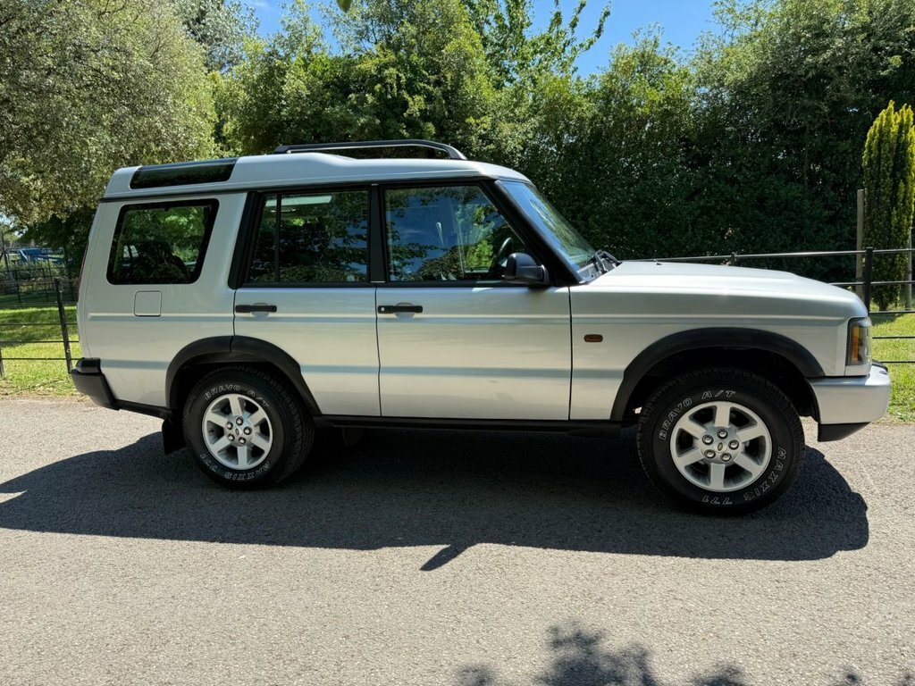 Land Rover Discovery 3 4.4L Hse Silver #4