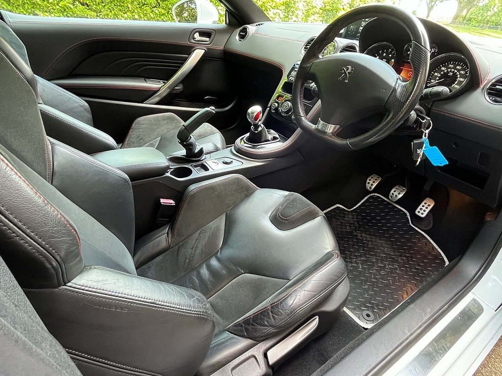 Peugeot RCZ 1.6 Thp Gt Euro 5 White #2