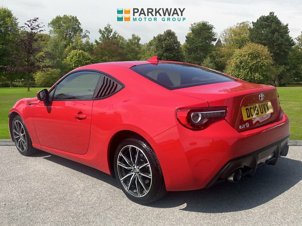 Toyota GT86 Coupe Red #6
