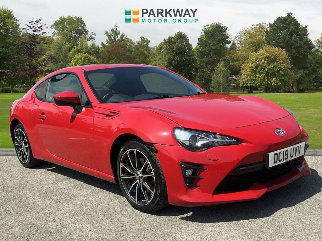 Toyota GT86 Coupe Red