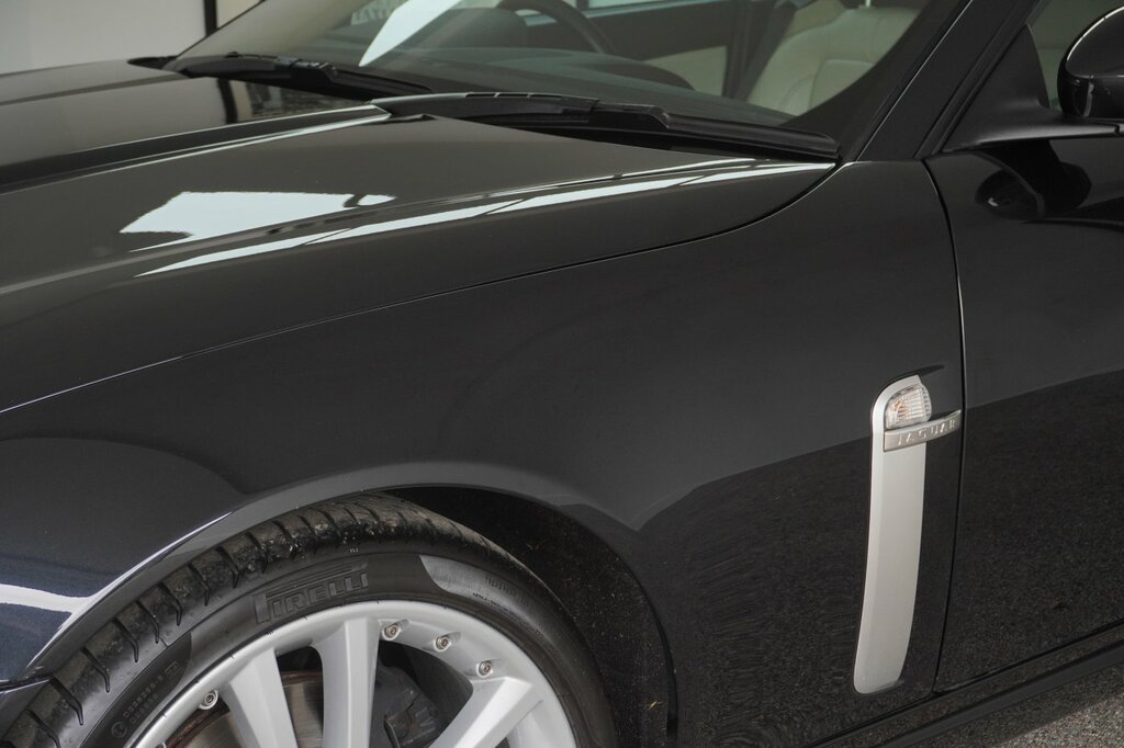 Jaguar XKR 4.2 V8 Convertible Black #3