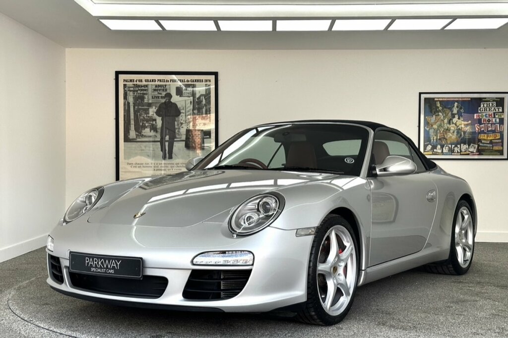 Porsche 911 Carrera S Cab Man Silver #4