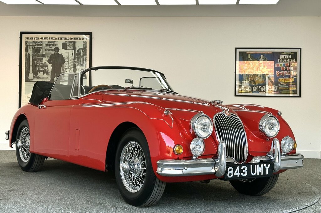 Jaguar XK 3.4Drophead Coupe Red #4