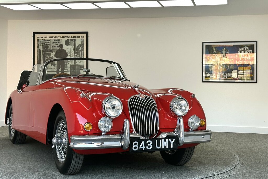 Jaguar XK 3.4Drophead Coupe Red #6