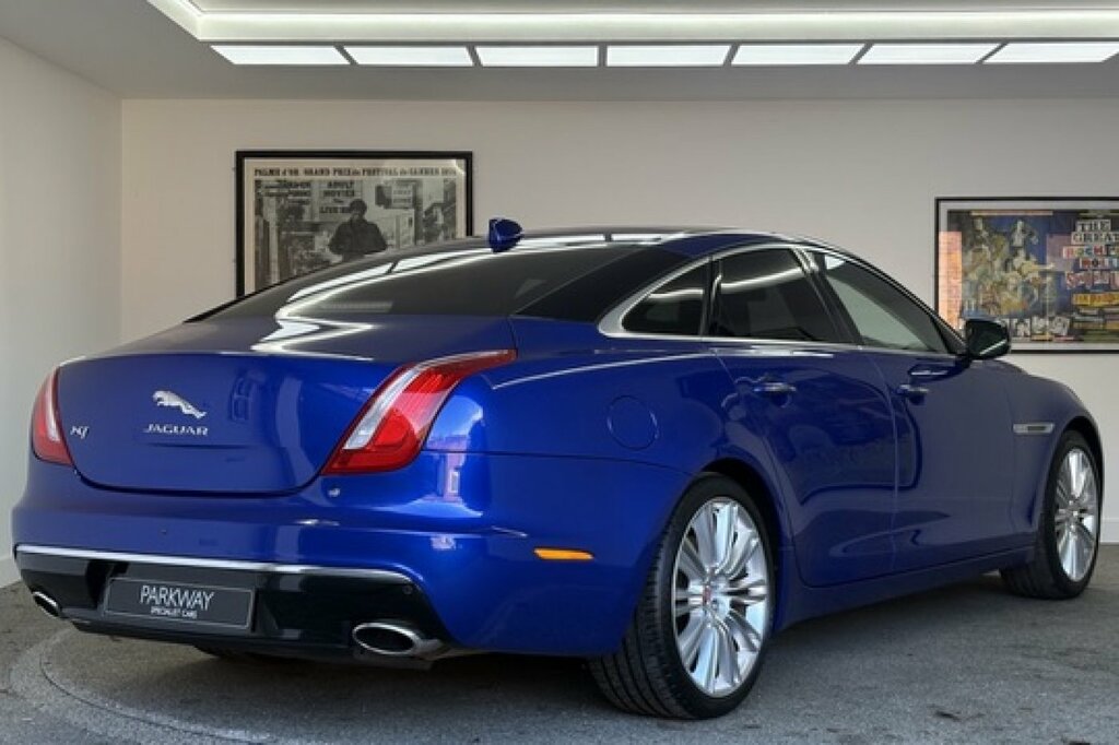Jaguar XJ 3.0 D Portfolio Saloon Blue #3