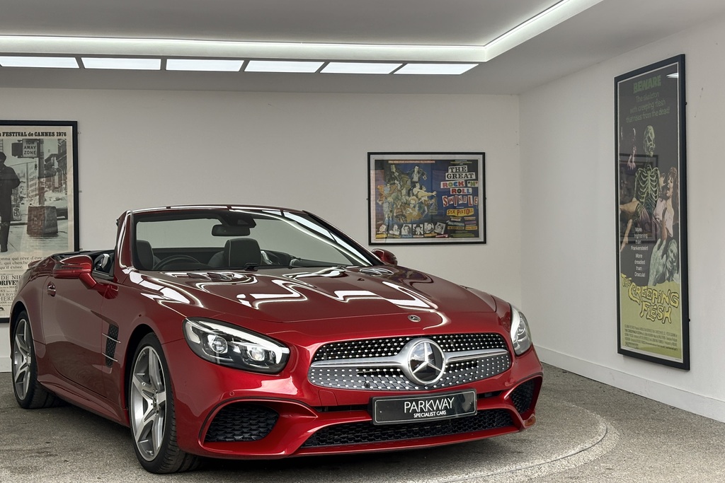 Mercedes-Benz SL Class V6 Amg Line Roadster Red