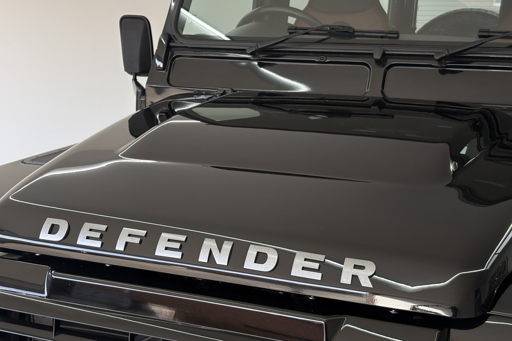 Land Rover Defender 90 2.2 Tdci Xs BJ15OMX Black #5
