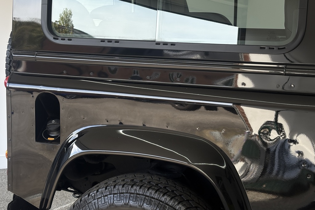 Land Rover Defender 90 2.2 Tdci Xs BJ15OMX Black #6