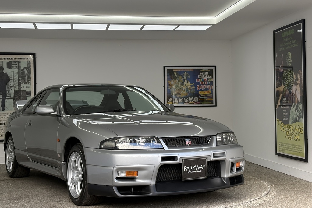 Nissan GT-R Gtr Skyline V-spec Grey