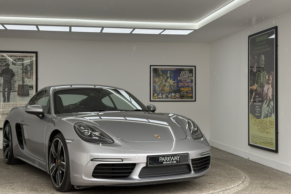 Porsche 718 Cayman 2.5T Coupe Pdk Silver