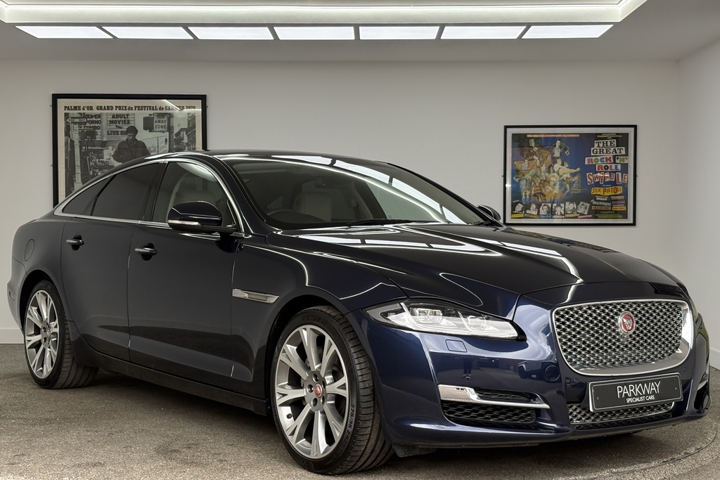 Jaguar XJ 3.0 D Portfolio Saloon Blue #5