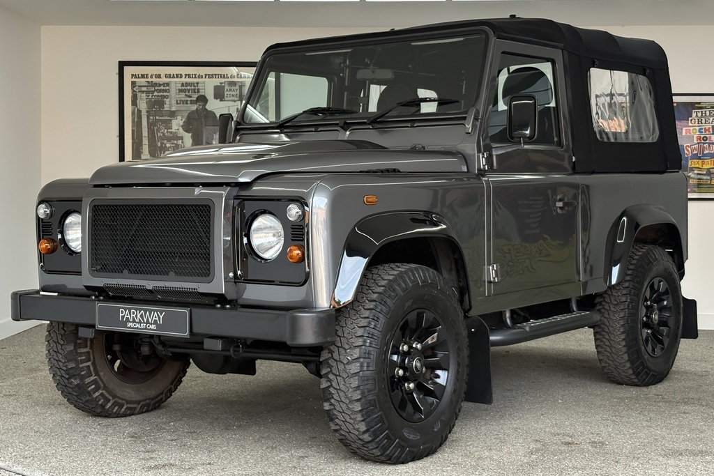 Land Rover Defender 90 2.2 Soft Top Grey #4