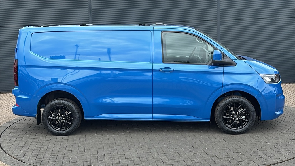 Volkswagen Transporter 2.0 Tdi 170 Commerce Pro Van 170 Ps FD75BZO Blue #4