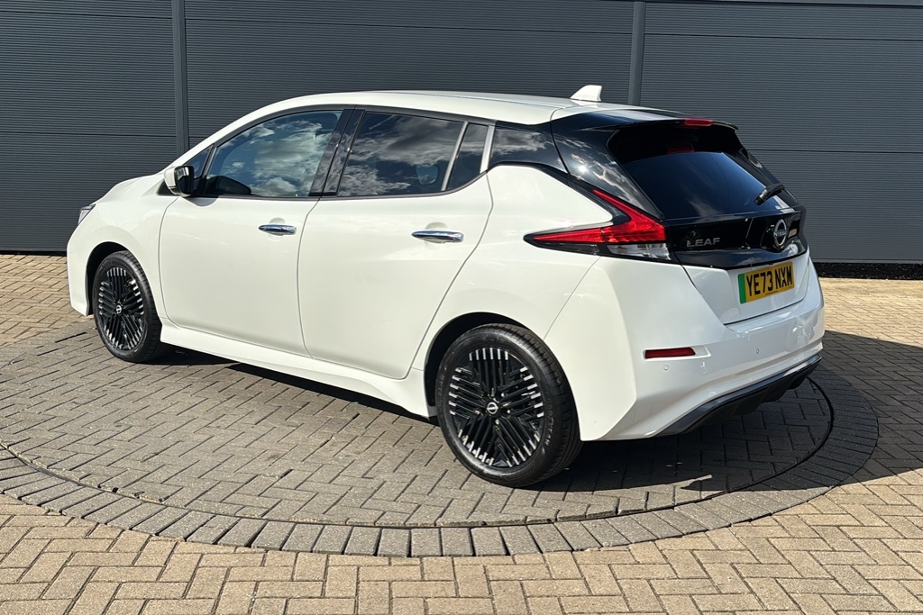 Nissan Leaf 110Kw Shiro 39Kwh 150 Ps White #3