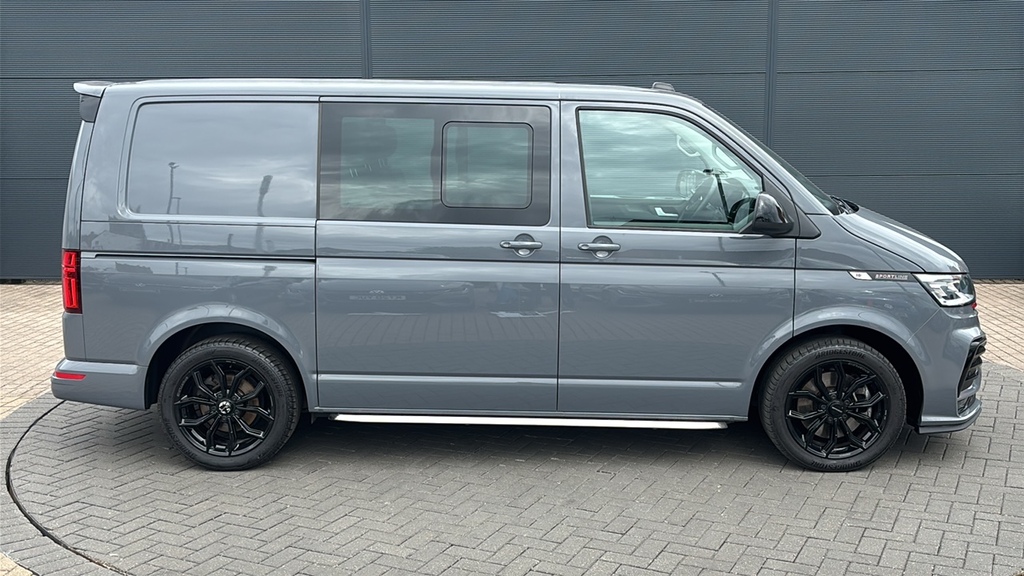 Volkswagen Transporter Sportline 2.0 Bitdi 204 Sportline Kombi Van Dsg 204 Ps Grey #4