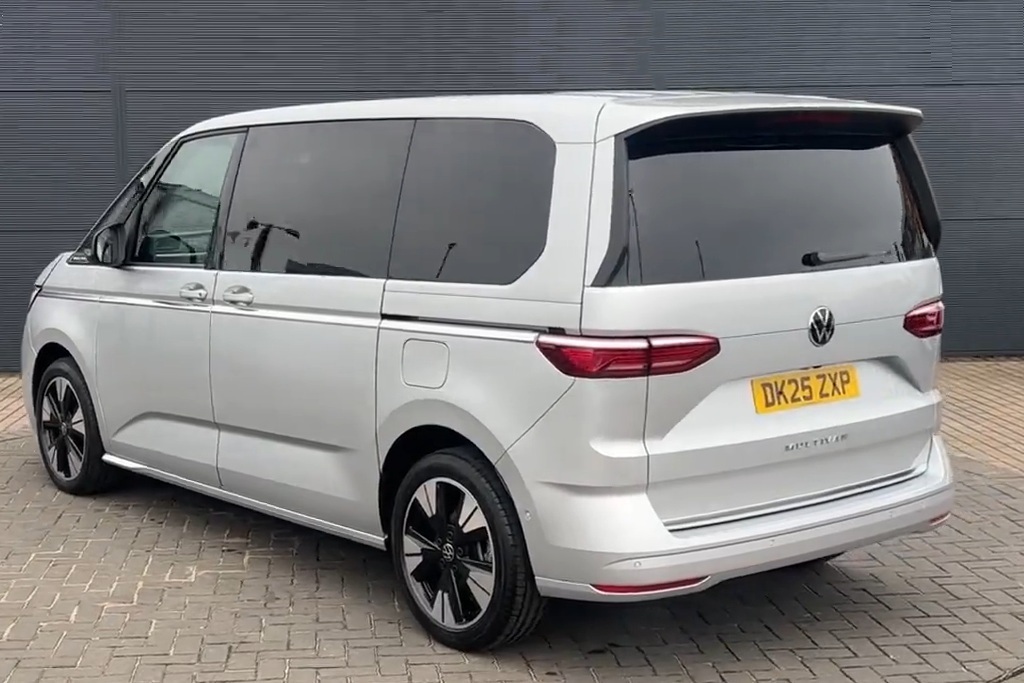 Volkswagen Multivan 2.0 Tdi Style Dsg 150 Ps DK25ZXP Silver #3