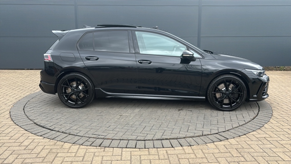 Volkswagen Golf 2.0 Tsi 333 R Black Edition 4Motion Dsg 333 P KS75JLV Black #4