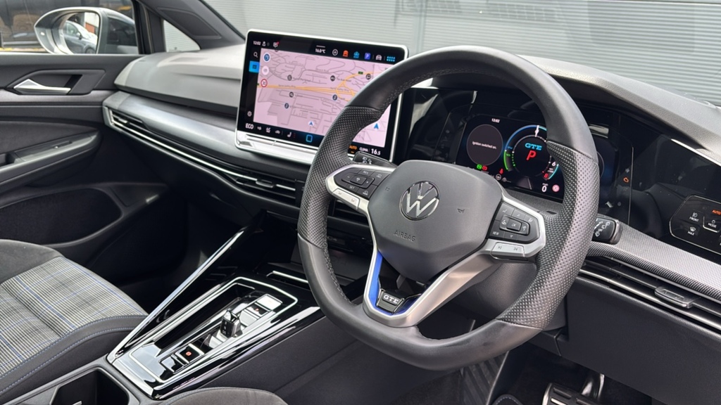 Volkswagen Golf 1.5 Tsi 272 Gte Ehybrid Dsg 272 Ps DE75EOX Black #6