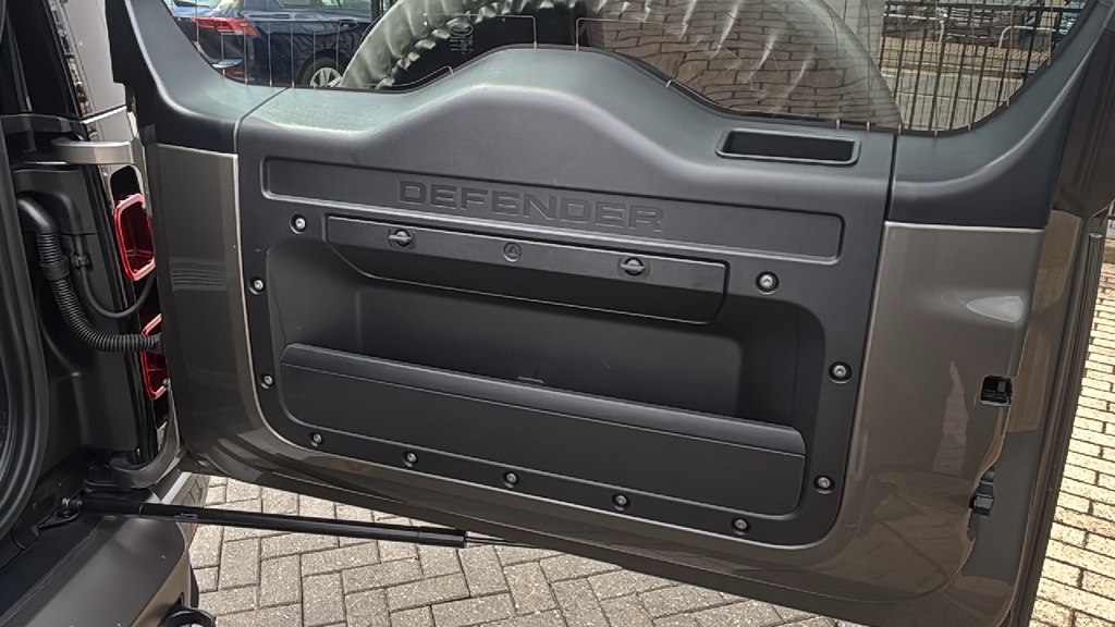 Volkswagen  210Kw Match Pro S 86Kwh Silver #16