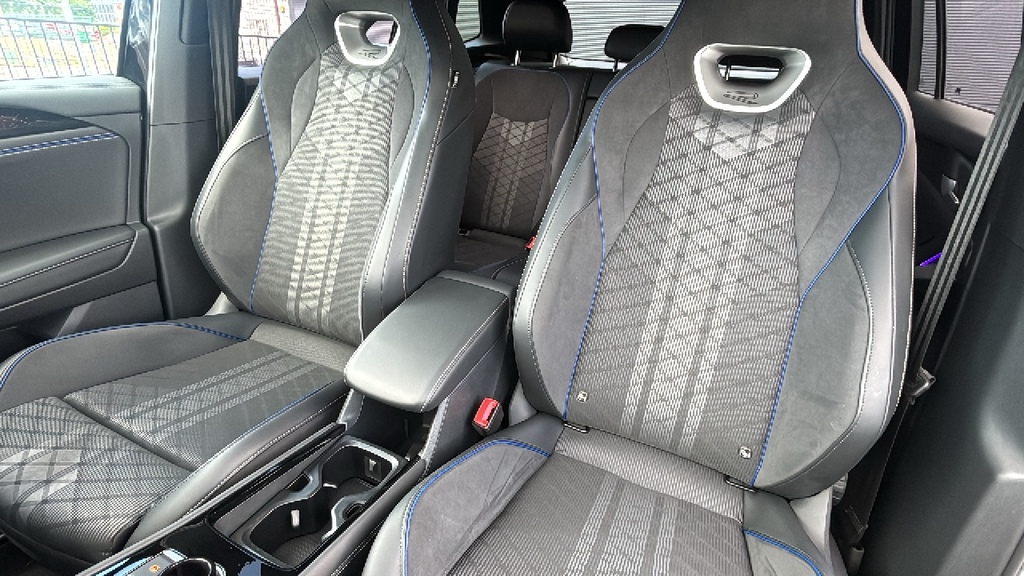 Volkswagen Tiguan Tiguan 1.5 Tsi 272 Ehybrid R-line Dsg Black #13