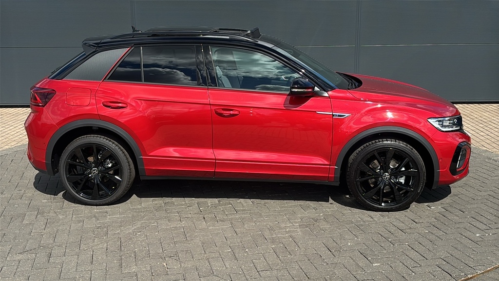 Volkswagen T-Roc 1.5 Tsi Black Edition Plus Dsg 150 Ps FN26KXK Black #4