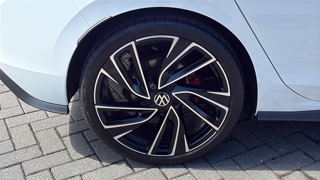 Volkswagen Golf 2.0 Tdi 200 Gtd Dsg 200 Ps White #5