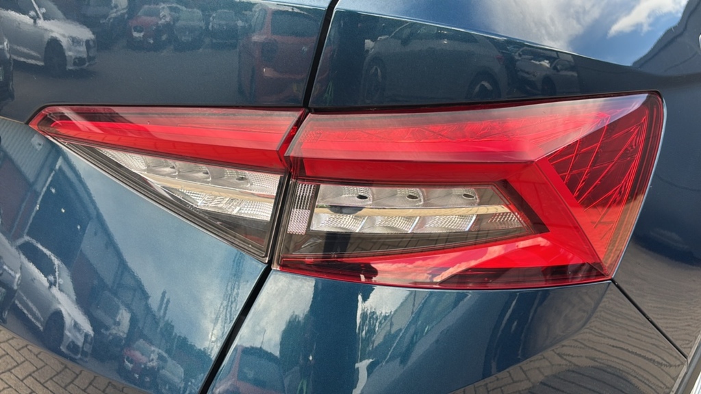 Skoda Kodiaq 1.5 Tsi Se Dsg 7 Seat Blue #14