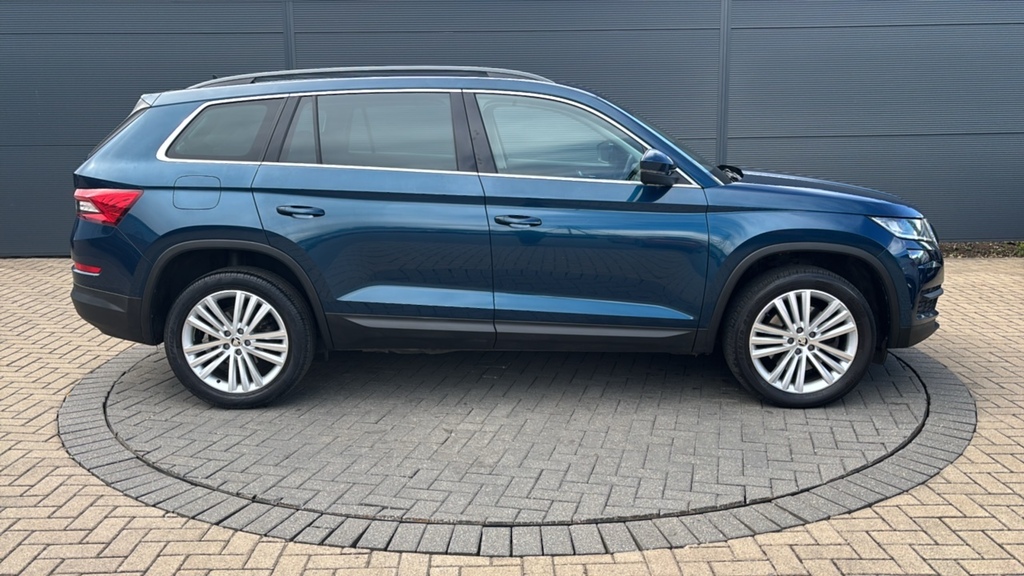 Skoda Kodiaq 1.5 Tsi Se Dsg 7 Seat Blue #4