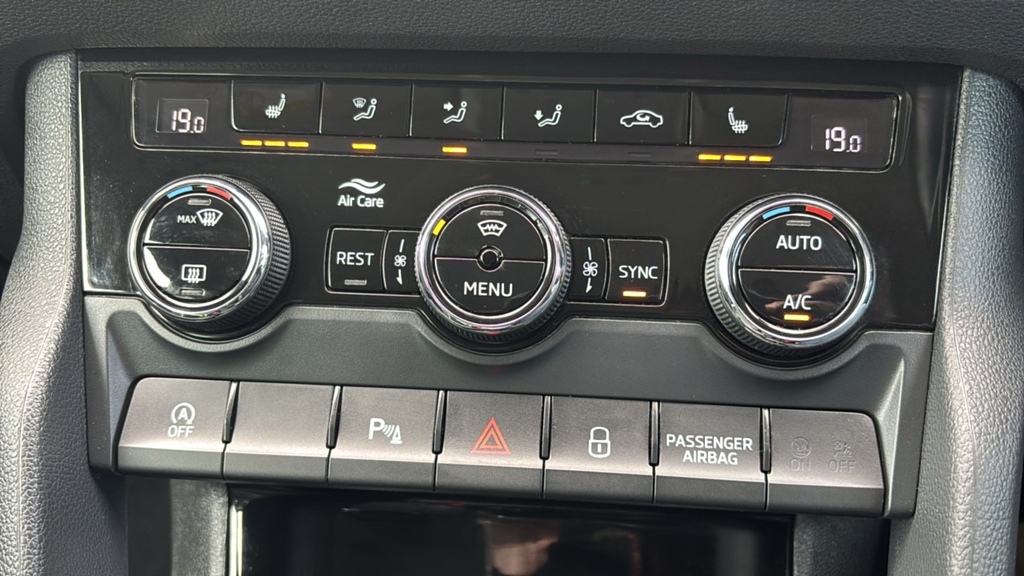 Skoda Kodiaq 1.5 Tsi Se Dsg 7 Seat Blue #28