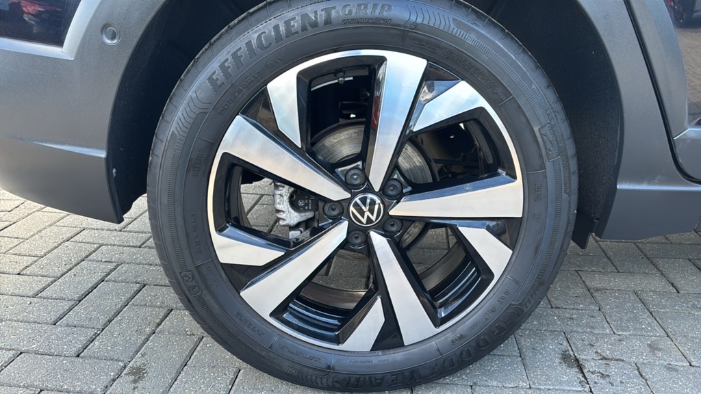 Volkswagen Taigo 1.0 Tsi 110 Style 110 Ps Black #5