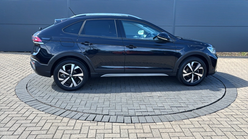 Volkswagen Taigo 1.0 Tsi 110 Style 110 Ps Black #4